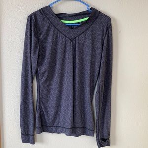 Cuddl Duds Long Sleeve Athletic Tee Women’s Large Black Grey Layers Skiing